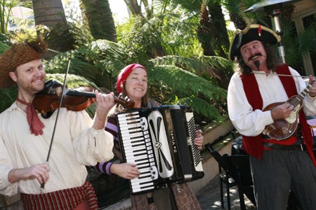 pirate entertainment - a pirate band